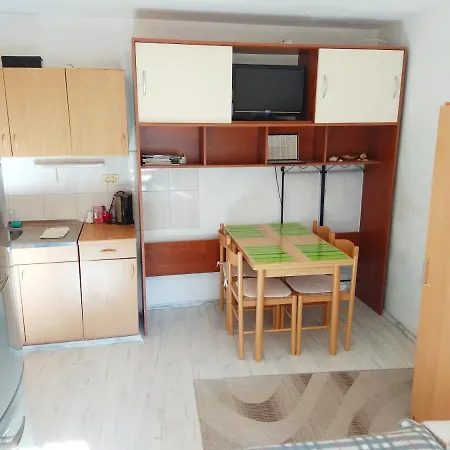 Apartment With Wifi - 13659 *